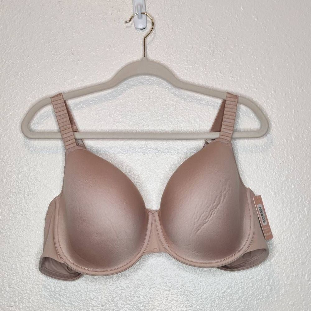 Third love 24/7 Wired NWT Beige Tan Skin Tone Large Cup Small Band Hook and Eye